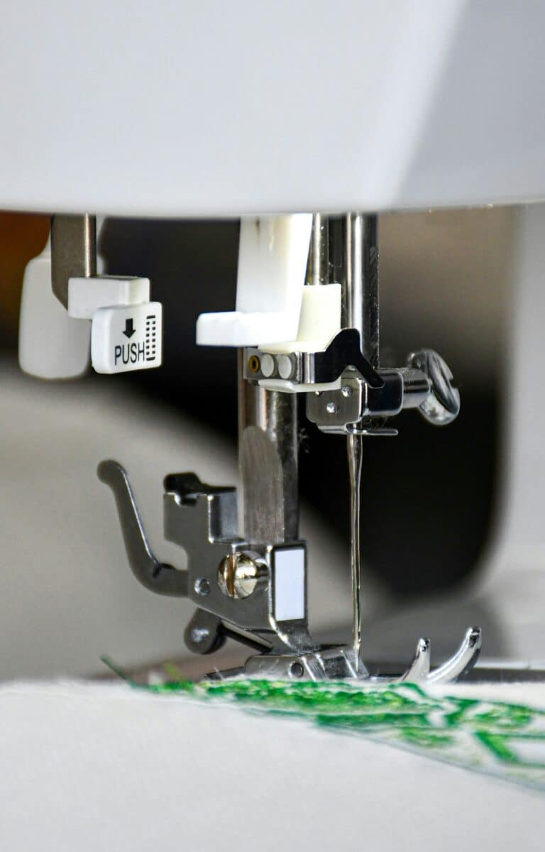 image de personnalisation broderie sur vêtement